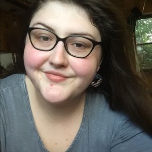 Meet your Posher, Patricia